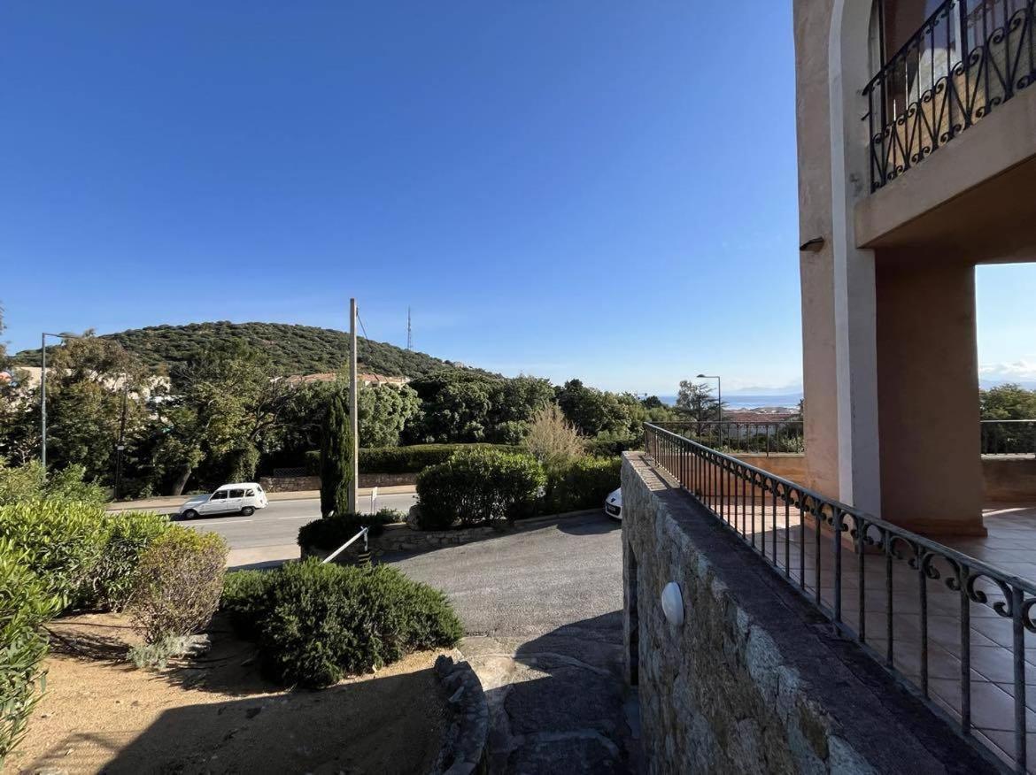 Appartement Cala Di Mare L'Ile Rousse Exterior foto